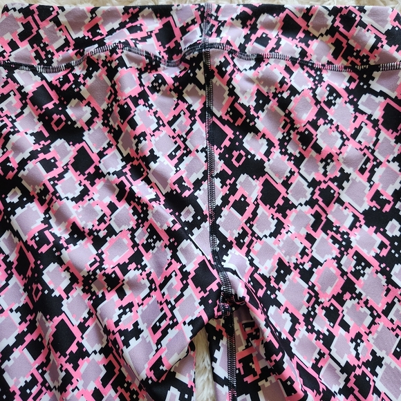 Girls Under Armour Leggings Size L - Picture 6 of 6